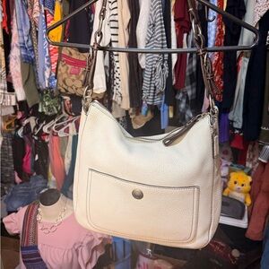 Elegant Coach Chelsea hobo Cream Leather Shoulder Bag